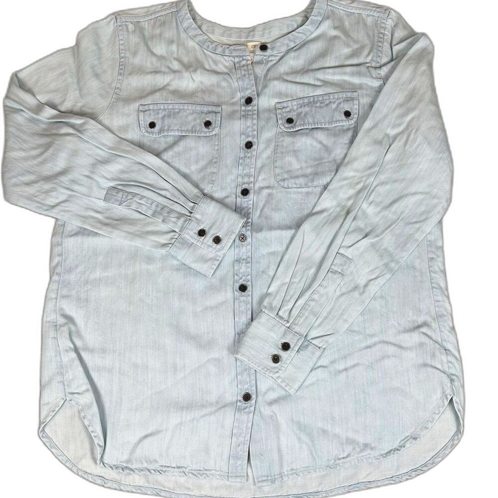 Ann Taylor LOFT Medium The Softened Shirt Light Blue Denim Style Long Sleeve
